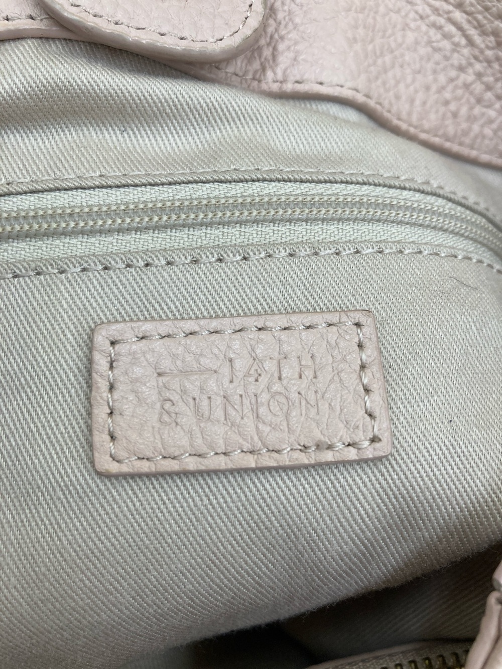 14th & Union Pale pink blush Shoulder Tote with Gold Chain Handles - Picture 12 of 12